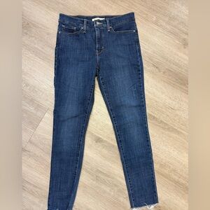 Levi's Women's Skinny Jeans - Indigo